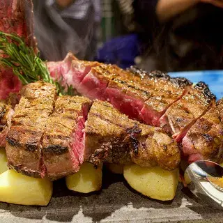 Pizzeria Braceria Cesari!!-1c.webp