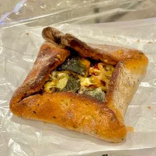 Le Supreme Jr Nagoya Takashimaya-1a.webp