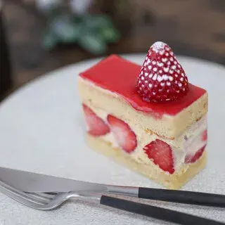 Patisserie Gramme-1a.webp