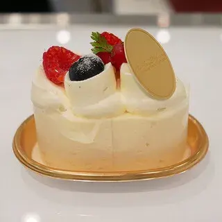 Michel Belin Jr Nagoya Takashimaya-1b.webp