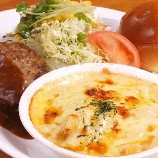 Salads & Kitchen Tiki-1d.webp