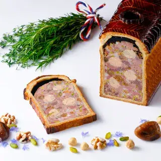 Loire French Restaurant-1a.webp