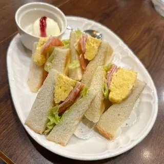 Motomachi Santos-1b.webp