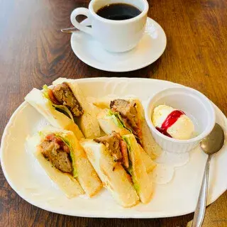 Motomachi Santos-1d.webp