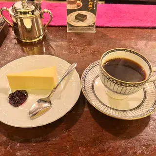 Akaneya Coffee-1d.webp