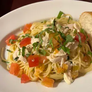 Fattoria Lucca-1b.webp