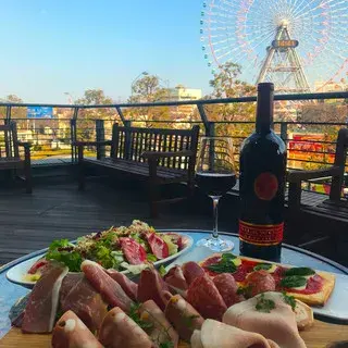 Wine Stand Basil-1a.webp