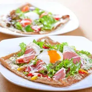 Le Salon De Nina's-1a.webp