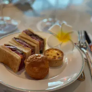 The Kahala Lounge-1d.webp