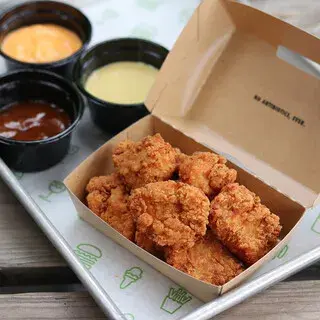 Shake Shack Minatomirai Shop-1b.webp