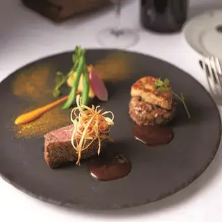 Sky Lounge Sirius-1c.webp