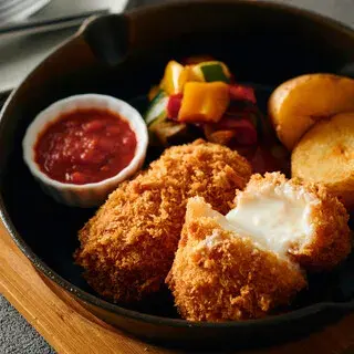 Takanashi Milk Restaurant-1c.webp