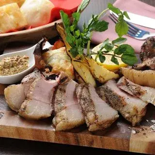 Rotisserie Ray-1b.webp