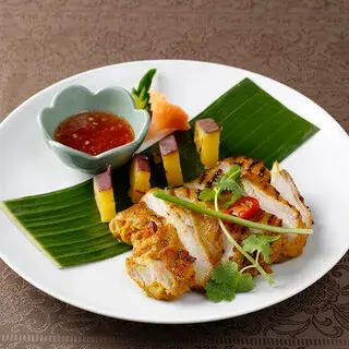 Queen Of Thailand Yokohama-1b.webp