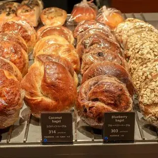 Bluff Bakery Takashimaya Yokohama-1b.webp