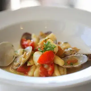 O Pulecenella-1c.webp