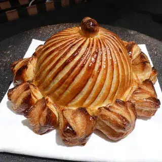 Le Marchand De Bonheur-1b.webp