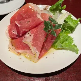 Bar Usquebaugh-1a.webp