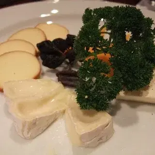 Bar Usquebaugh-1c.webp