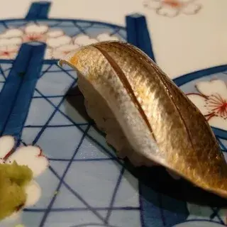 Sushi Uchida-1c.webp