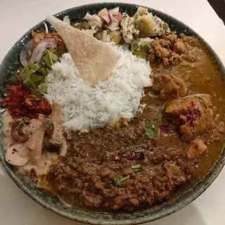 Curry Bar Nidomi-1b.webp