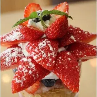 Tamaru Fruits Cafe-1a.webp