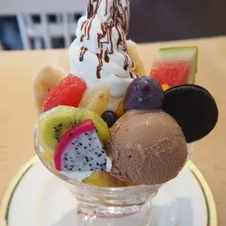 Tamaru Fruits Cafe-1c.webp