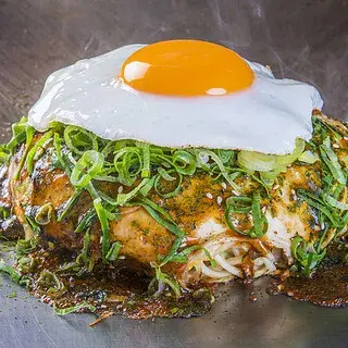 Denkō Sekka Ekimae Hiroba-ten-1a.webp