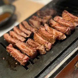 Zakuro Narakimiya Bettei-1b.webp