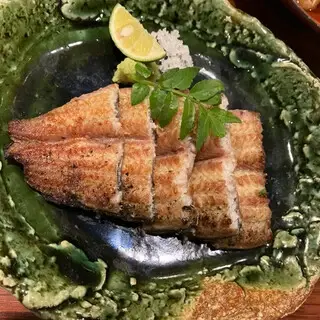 Shinjuku Unatetsu Hanare-1b.webp