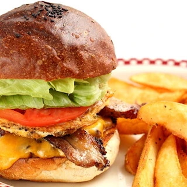 Munch's Burger Shack-1d.webp