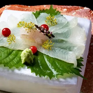 Gion Suetomo-1a.webp